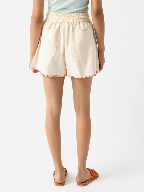 Belle Short