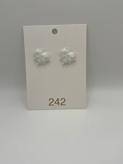 Puffy Pearl Heart Stud