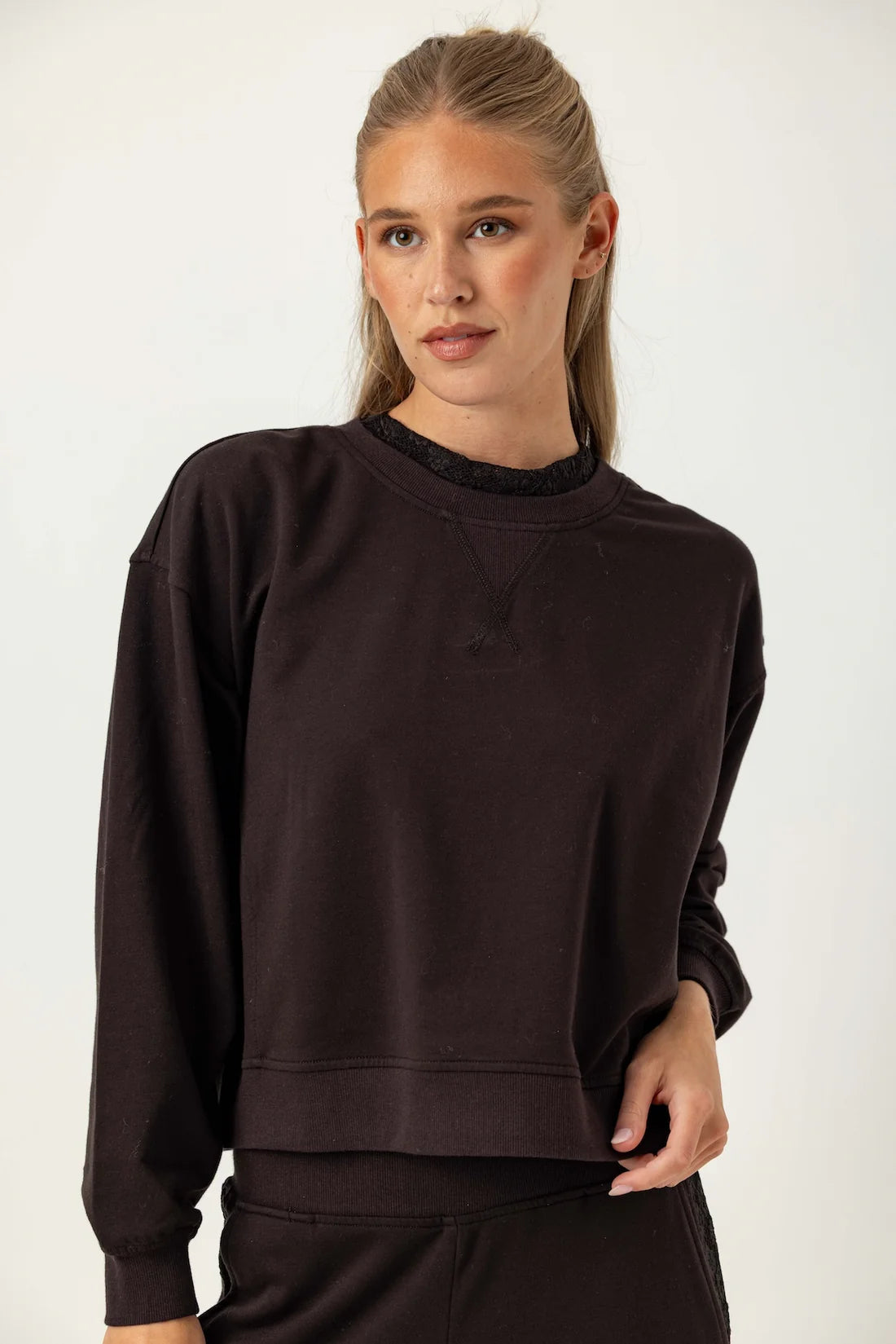 Harlowe Pullover