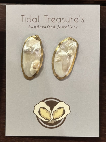 Oyster Earring