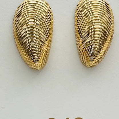 Elongated Mussel Shell Earring
